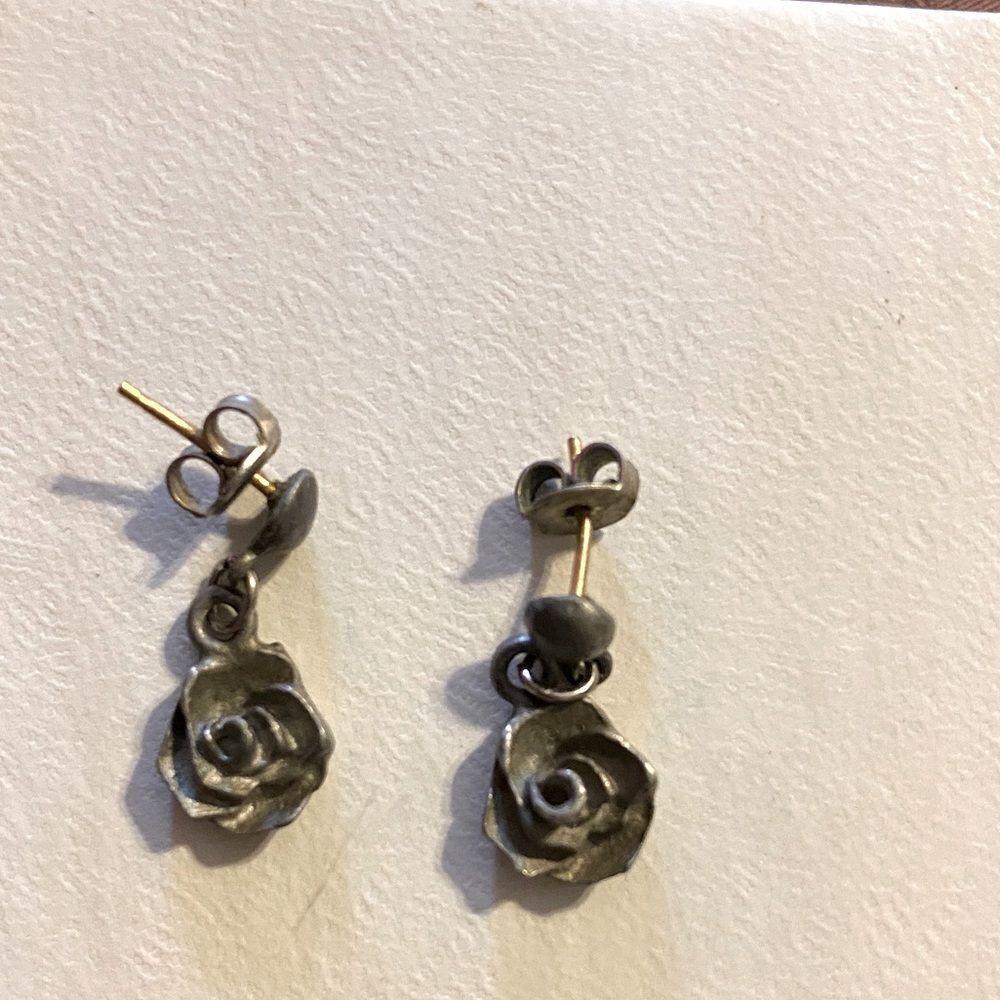 Post Rose earrings vintage pewter. Vintage